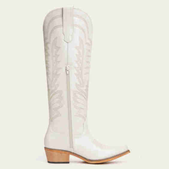 The Laurey Cowgirl Boots With Classic Western Flair