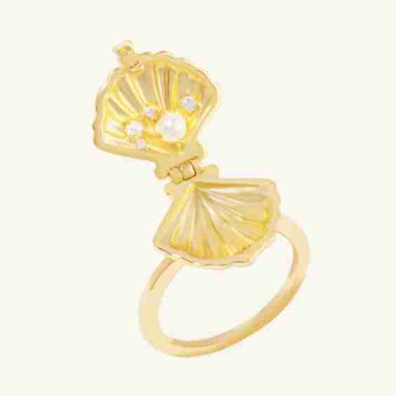Sundaze Shell Locket Ring