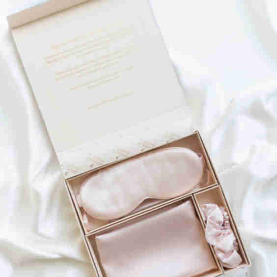 Signature Sleep Accessories Dream Set