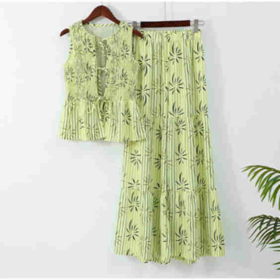 Printed Crew Neck Sleeveless Lace Up Vest Pant Set