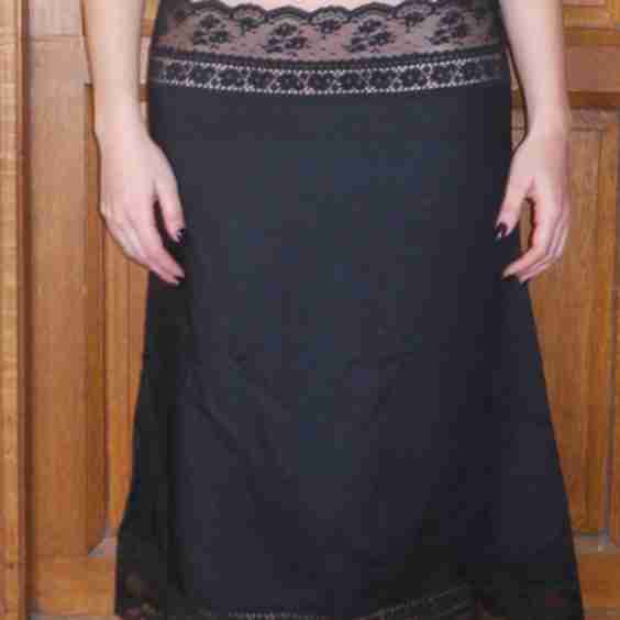 Noche Skirt