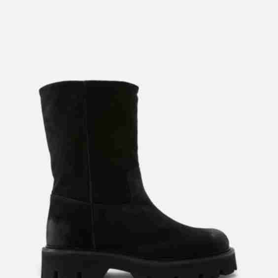 Shearling Lined Boot