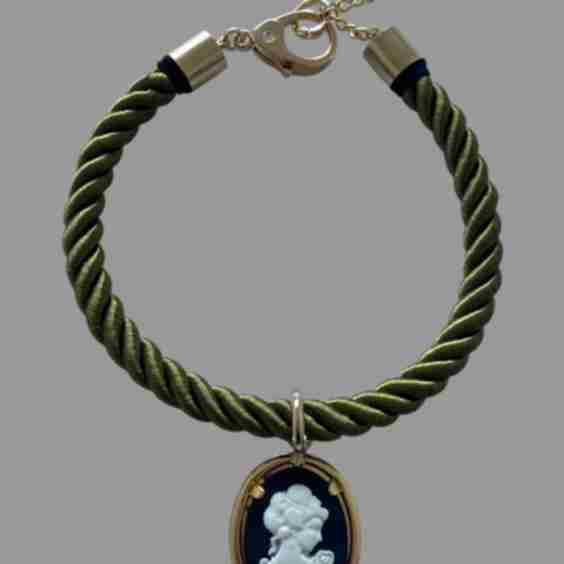 Chartreuse Rope Cameo Necklace