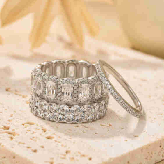 Luxurious Cushion Cut 4PC Wedding Band Set