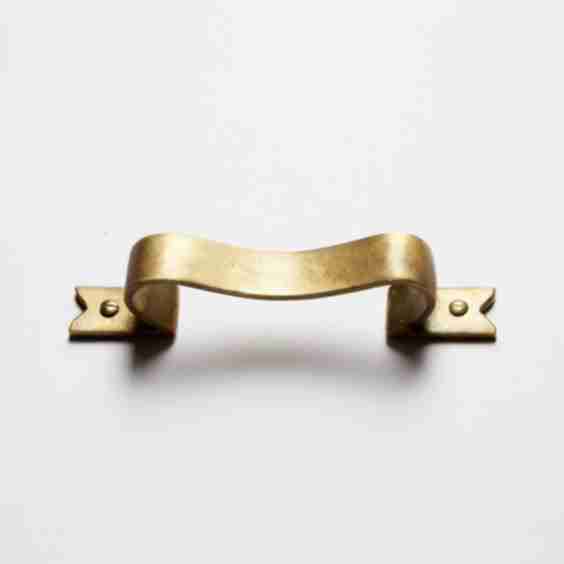 The Bow Handle