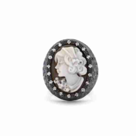 Lady Profile Ring
