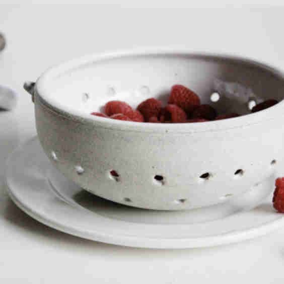 Vermont Berry Colander