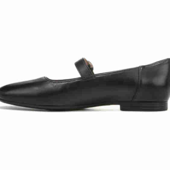 Kelly Mary Jane Flat
