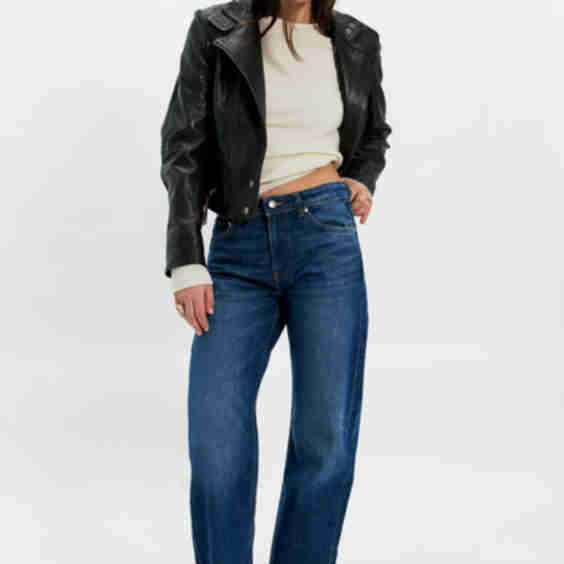 Alida Loose Bowed Jeans