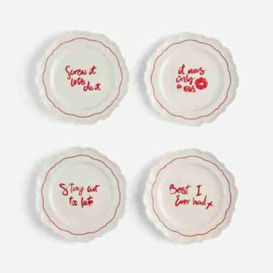 Set of 4 Lipstick Side Plates