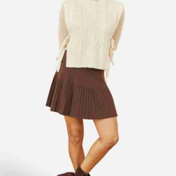 Knitted Pleated Mini Skirt