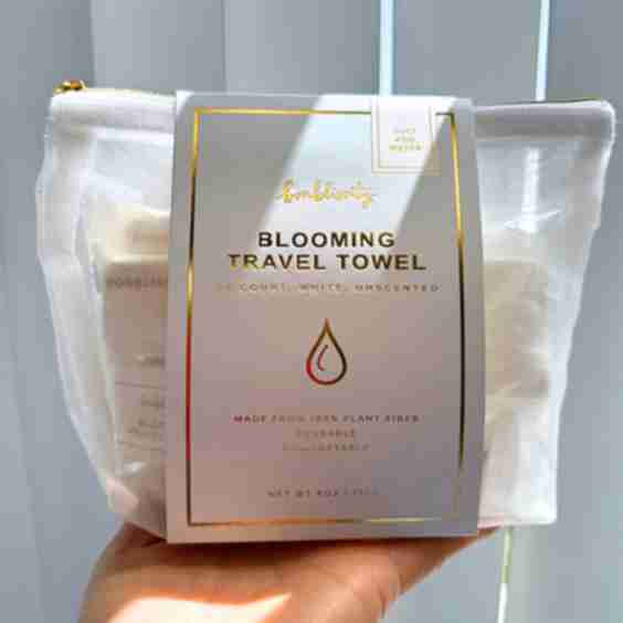Blooming Travel Towel - 1 Pack (20 ct)