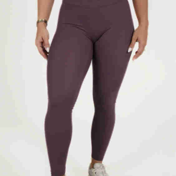 Essence Leggings