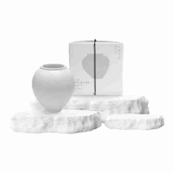 Moon Jar Rice Bran Candle