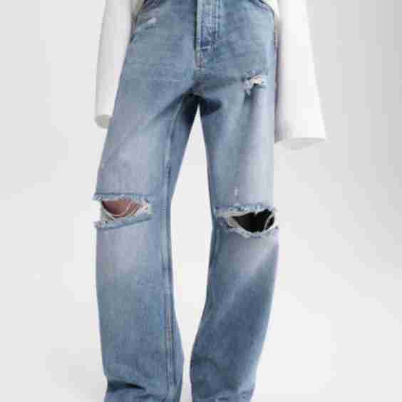 Mid-Rise Loose-Fit Jeans “1”
