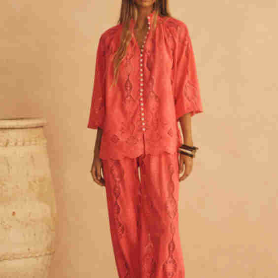 Scallop Blousson Blouse