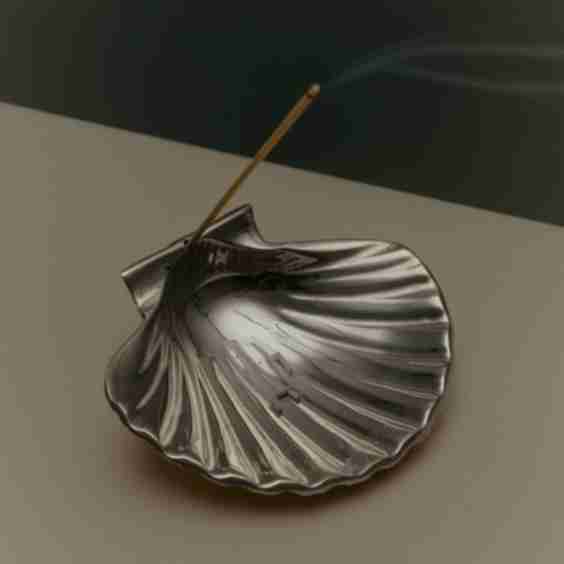 Scallop Incense Holder