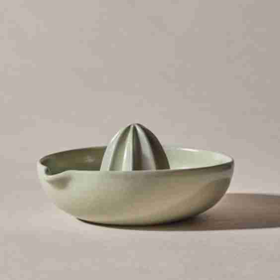 ACTIVIST Ceramic Citrus Juicer