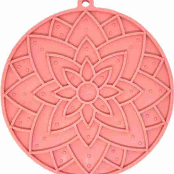 Lotus Emat Dog Lick Mat