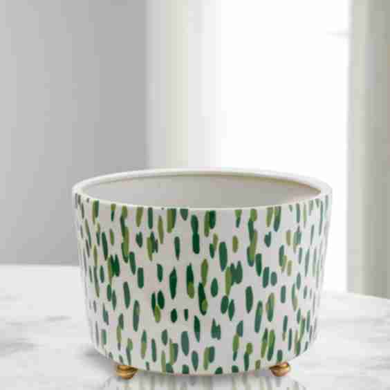 Mill Reef Center Basin Palm Planter