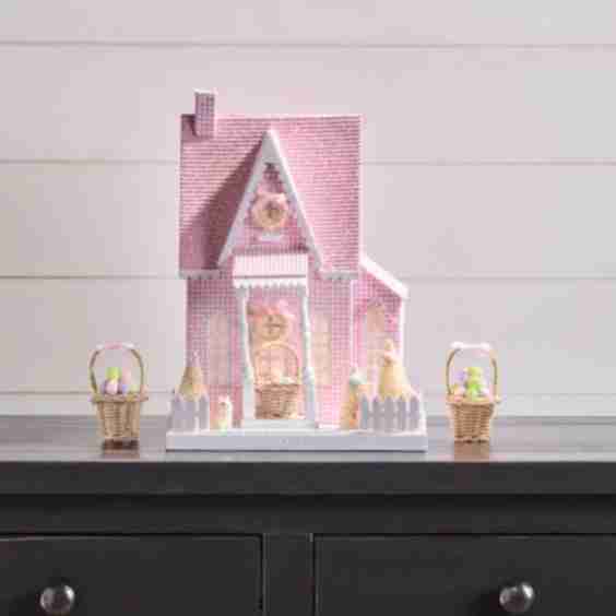 12.5" Led/BTY/TMR CB Spring Tudor House