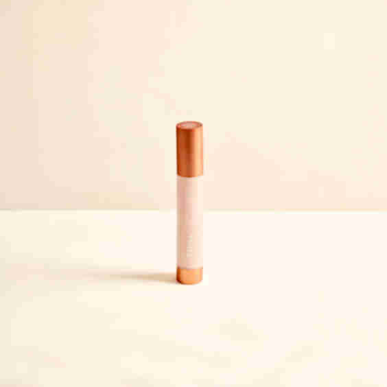 Super Serum Silk Natural Glow Hydrating Peptide Foundation For Radiant Skin