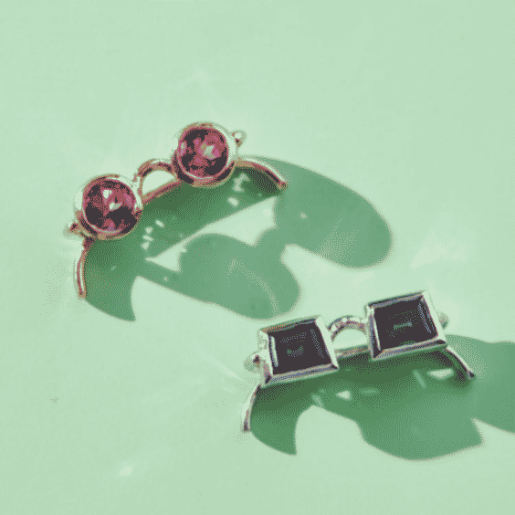 Mini Sunnies Pendant