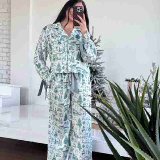 Santas Sweetheart Pajamas
