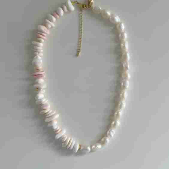 Pearls & Shells Necklace