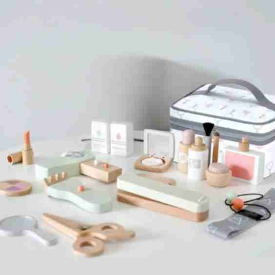 MiniGlam Natural Wooden Makeup Kit for Kids