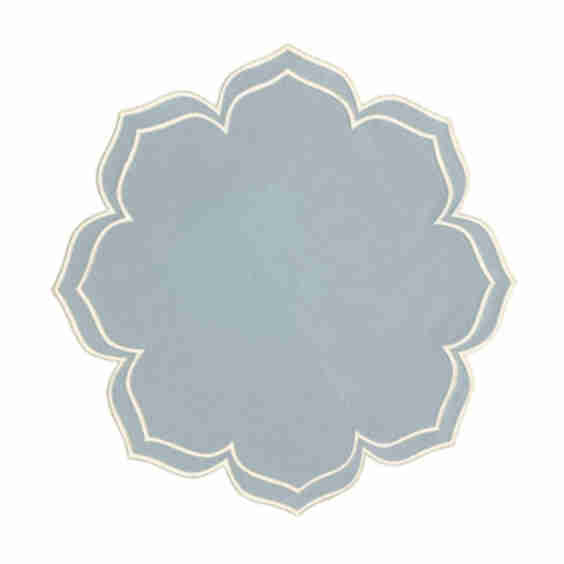 Lumera Wavy Edge Fabric Placemat
