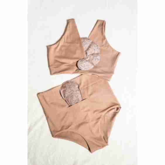 Mocha Mousse Essential Postpartum Kit