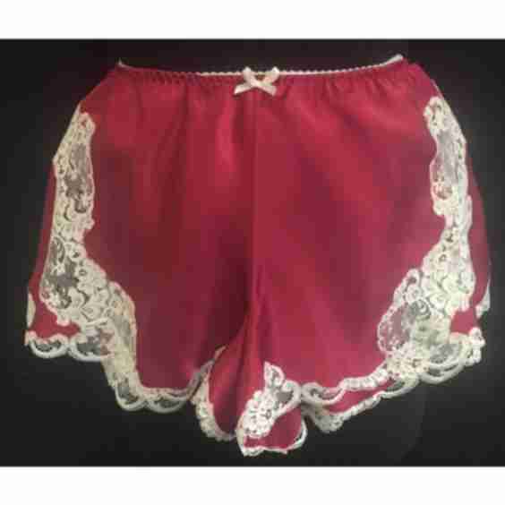 Dentelles Des Fleurs Silk Shorts
