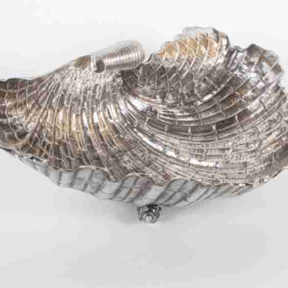 Lavish Silver Clam Shell Bowl