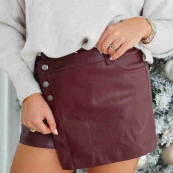 Rouge Skort