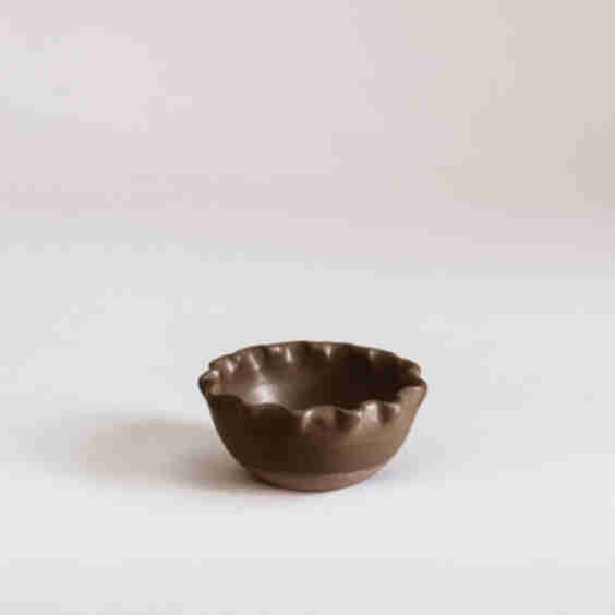 Lola - Bowls