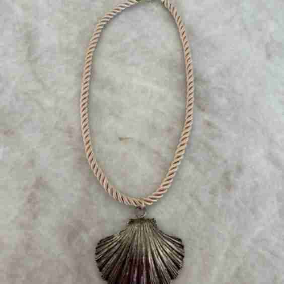 Vintage Shell Rope Necklace