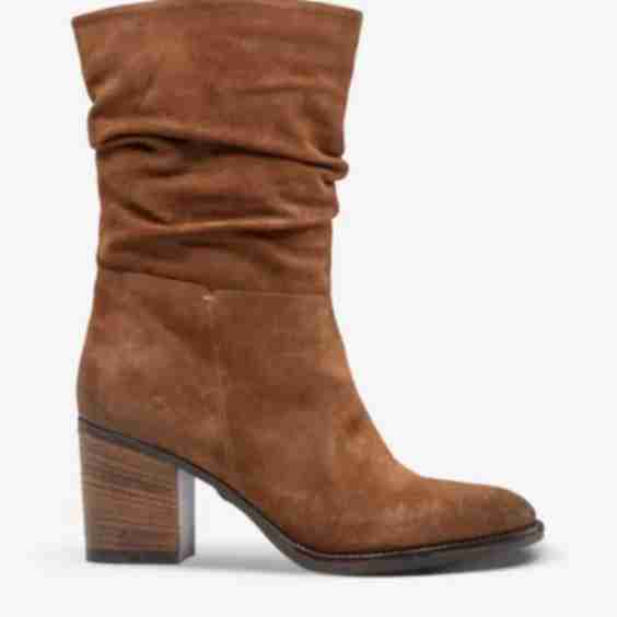 Rosa Ruched Heeled Suede Boots