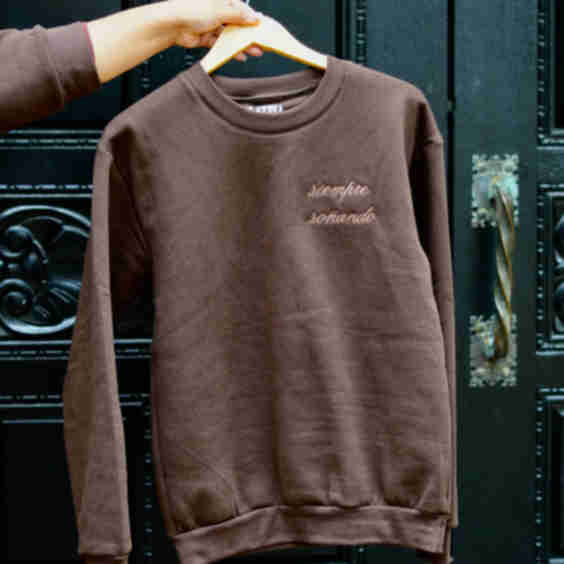 'Siempre Soñando' Embroidered Crewneck