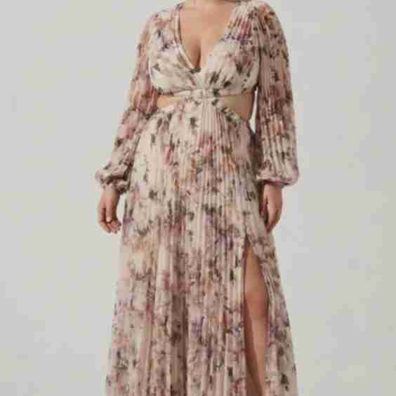 Revery Long Sleeve Maxi Dress