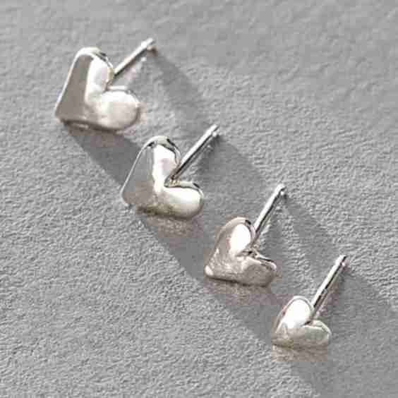 Heart Stud Set