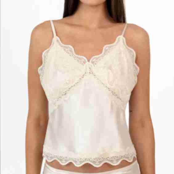 The Taite Lace Top