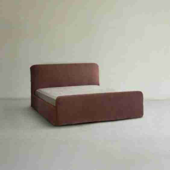 Guni Slipcover Linen Bed