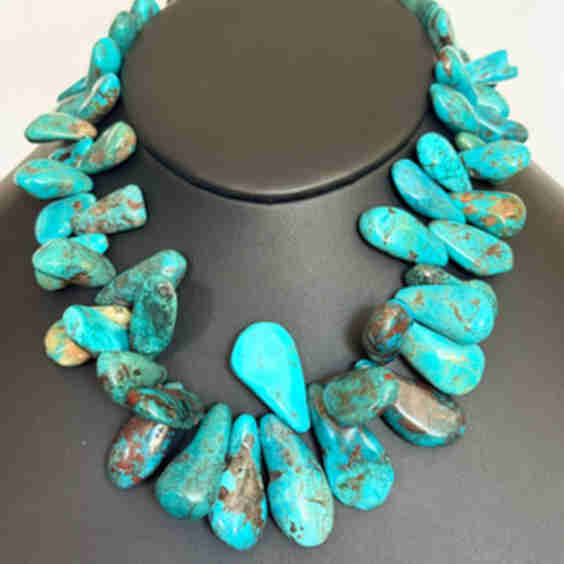 Turquoise Teardrop Bead Necklace