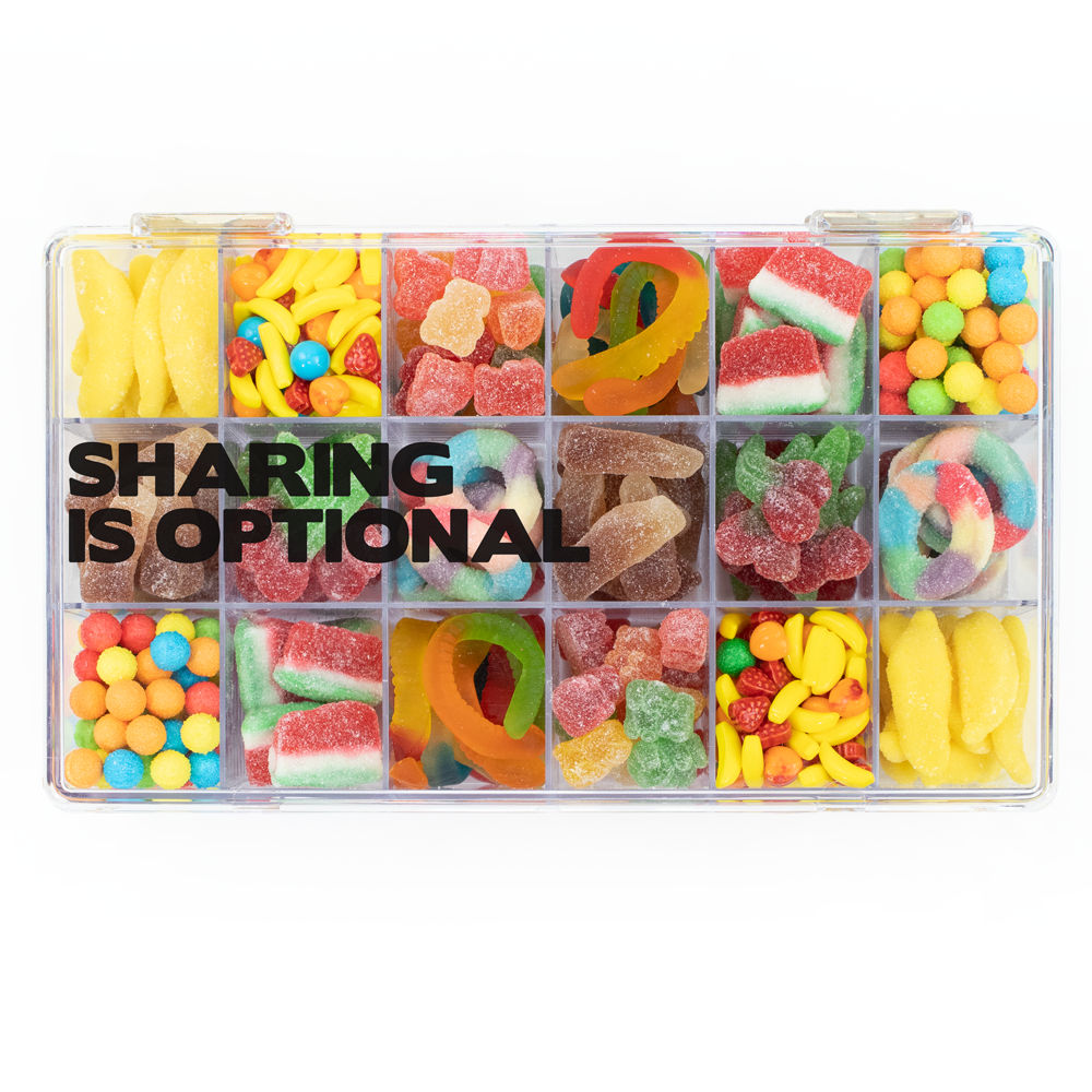 18 Piece Snackle Box 18 Compartments Nut Free Candy Variety