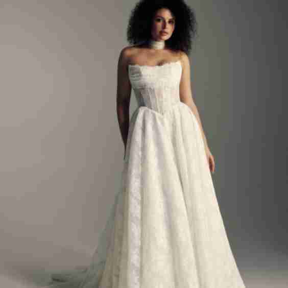 Low back wedding dress «Lilly» with corset