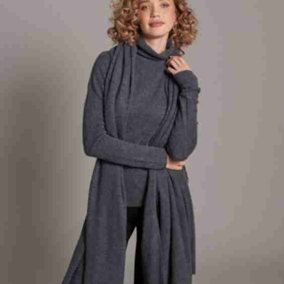 100% Cashmere Breezy Travel Wrap