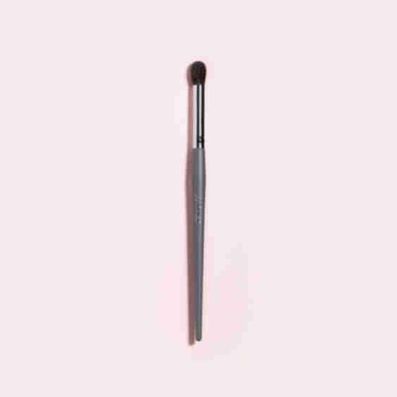 NAT-013 Large Eye Blending Brush