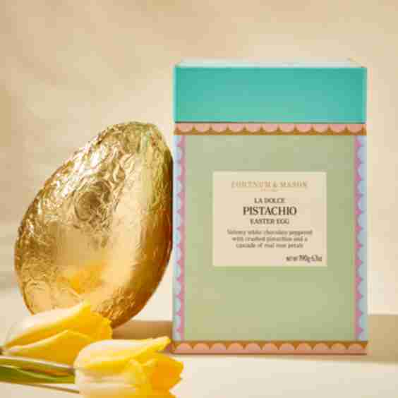 La Dolce Pistachio & White Chocolate Easter Egg