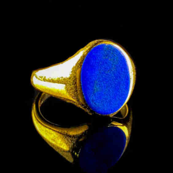 Vintage 9ct Gold Oval Lapis Lazuli Signet Ring